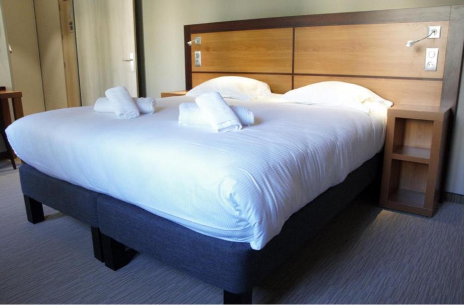 Hotellerie Notre Dame De Lumieres Goult Zimmer foto